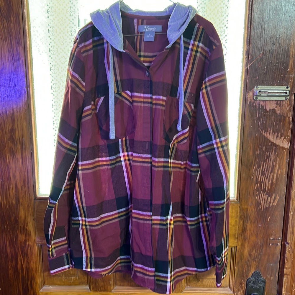 LN women’s Natural Reflections from Bass Pro hooded flannel size large